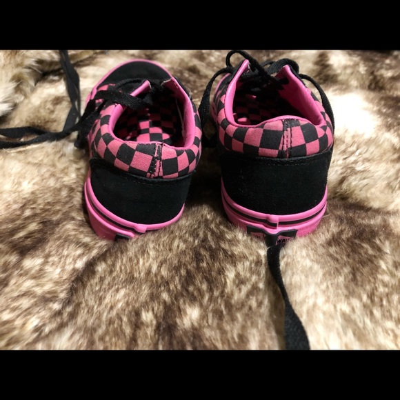 COPY - Boys vans pink checkers shoes - Picture 4 of 4